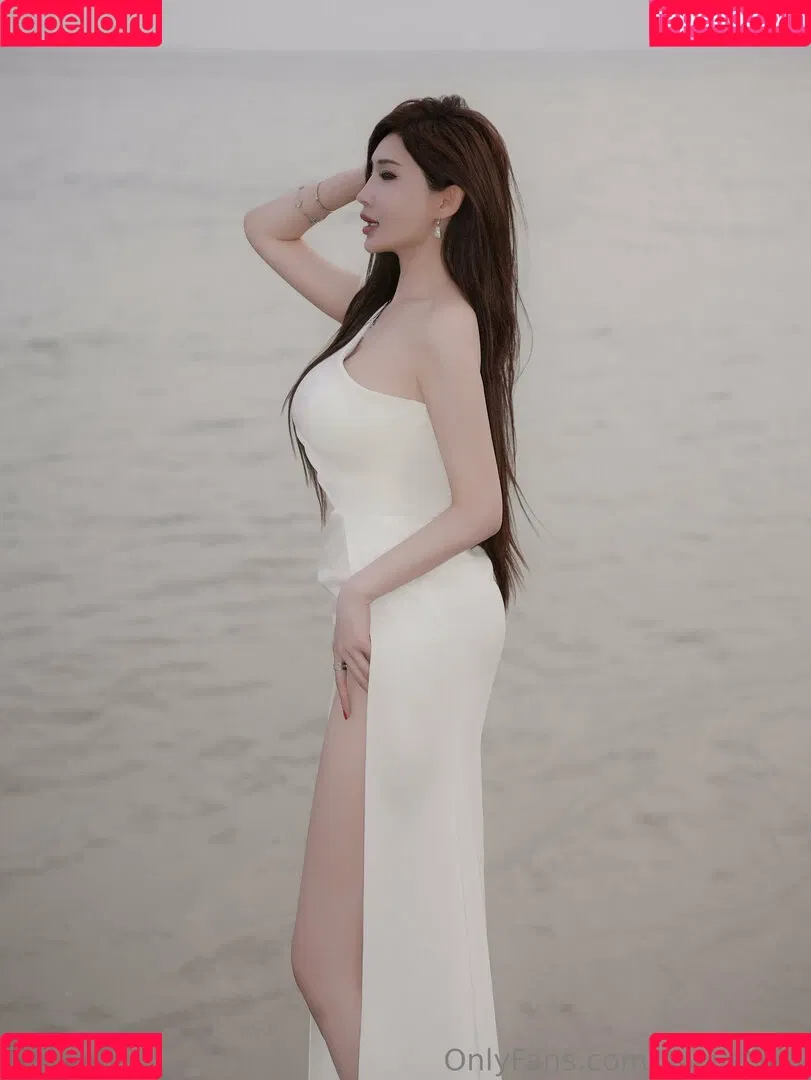 poppy.bara / zhouyanxi Onlyfans Photo Gallery 