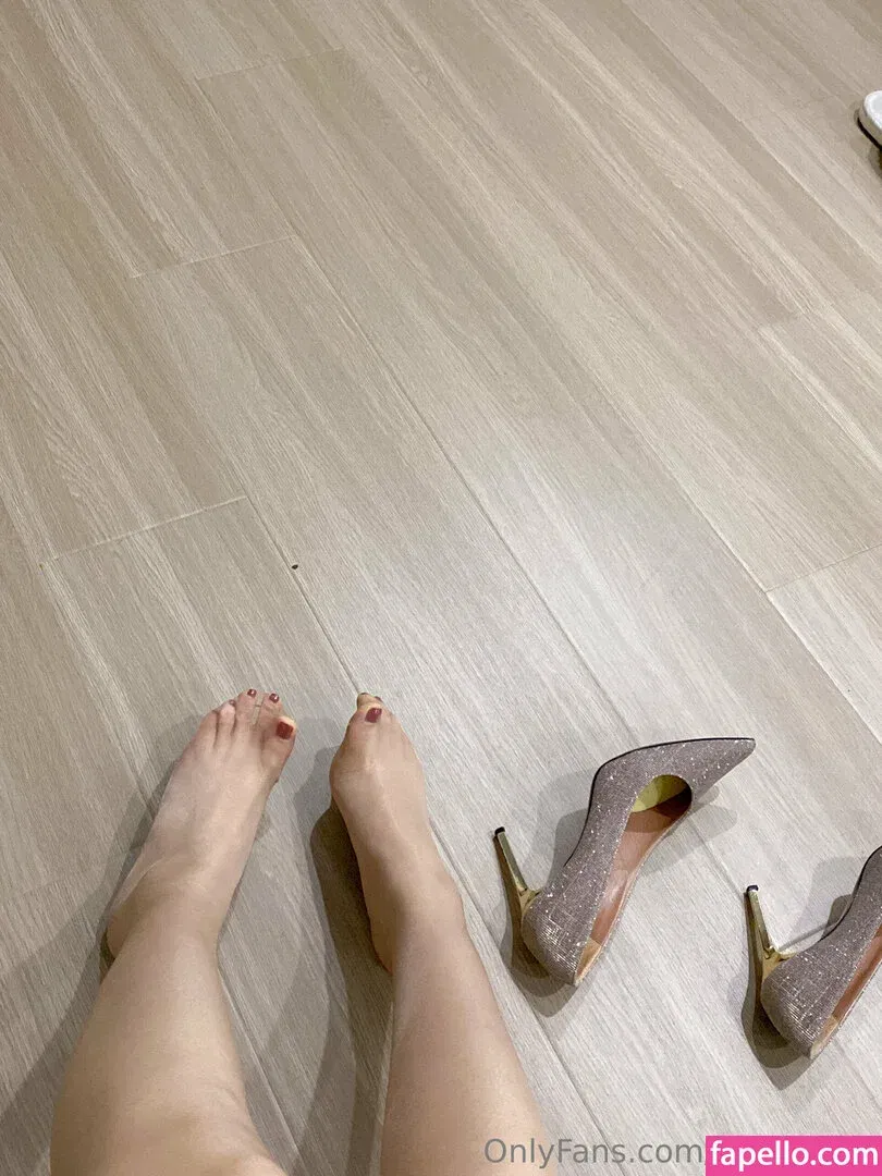 poppy.bara / zhouyanxi Onlyfans Photo Gallery 