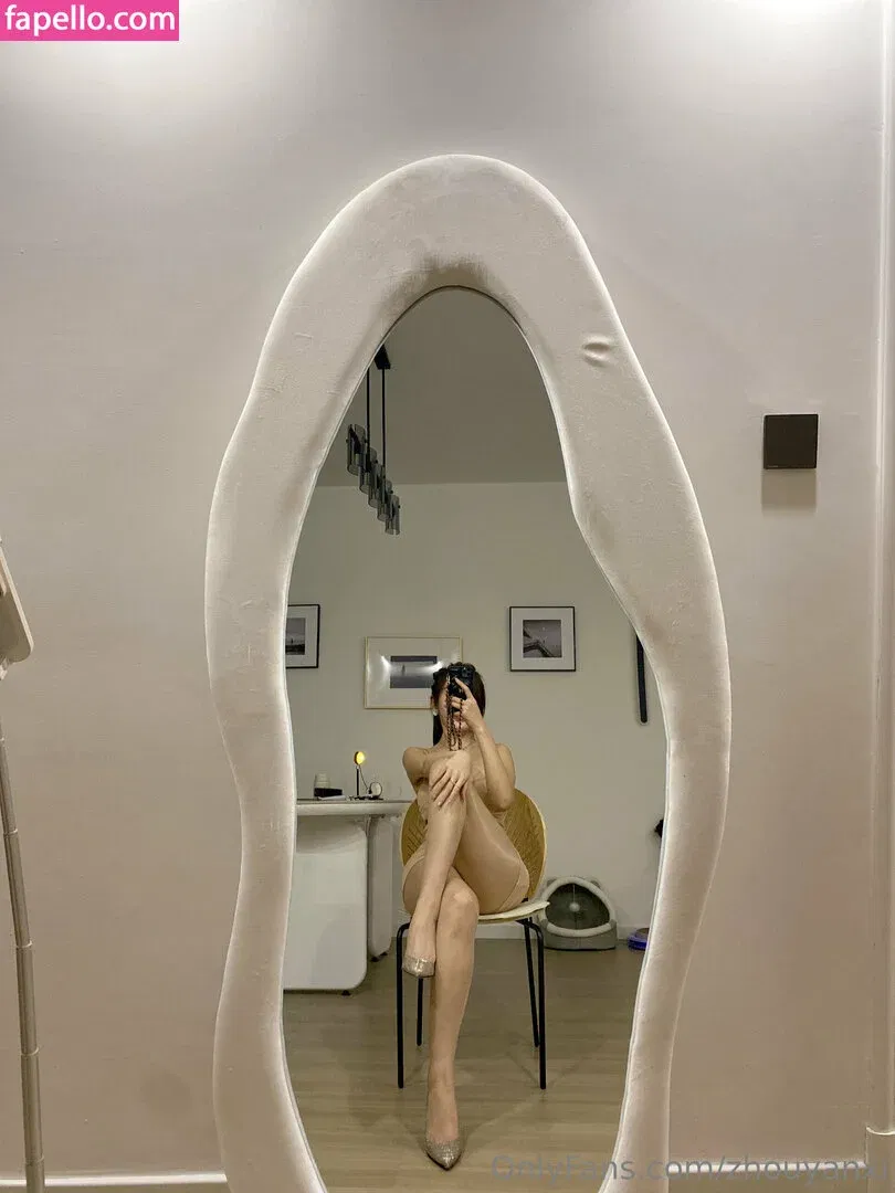 poppy.bara / zhouyanxi Onlyfans Photo Gallery 