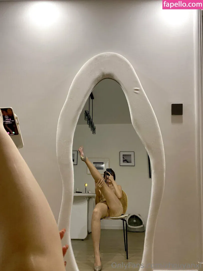 poppy.bara / zhouyanxi Onlyfans Photo Gallery 