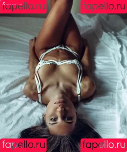 Brit Manuela / britmanuela Onlyfans Photo Gallery 