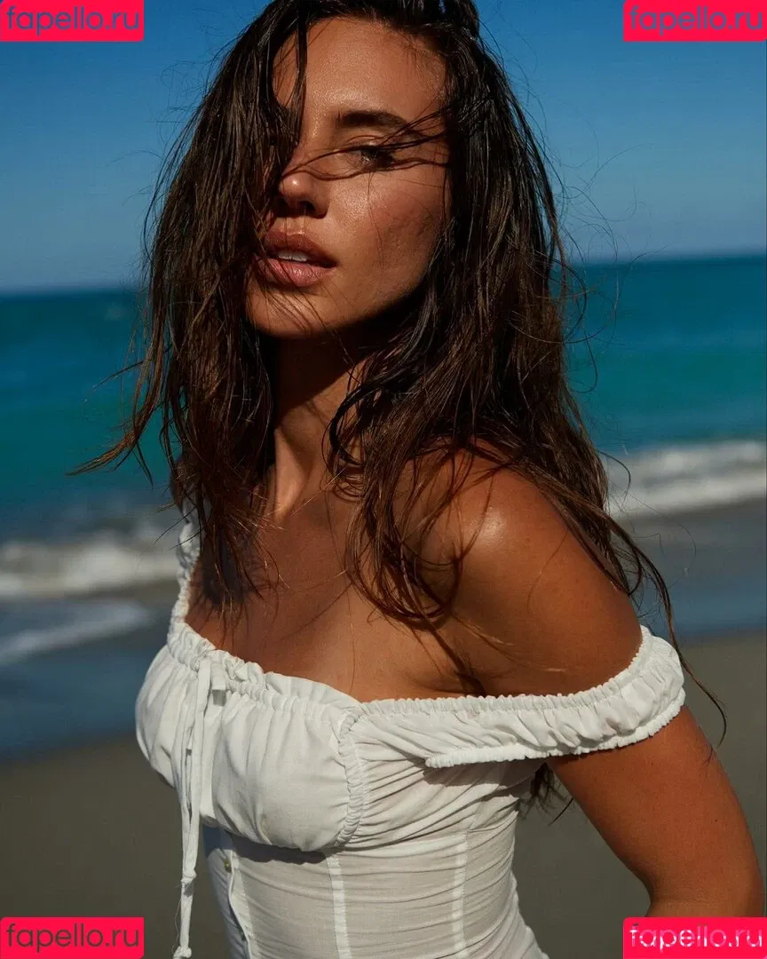 Brit Manuela / britmanuela Onlyfans Photo Gallery 