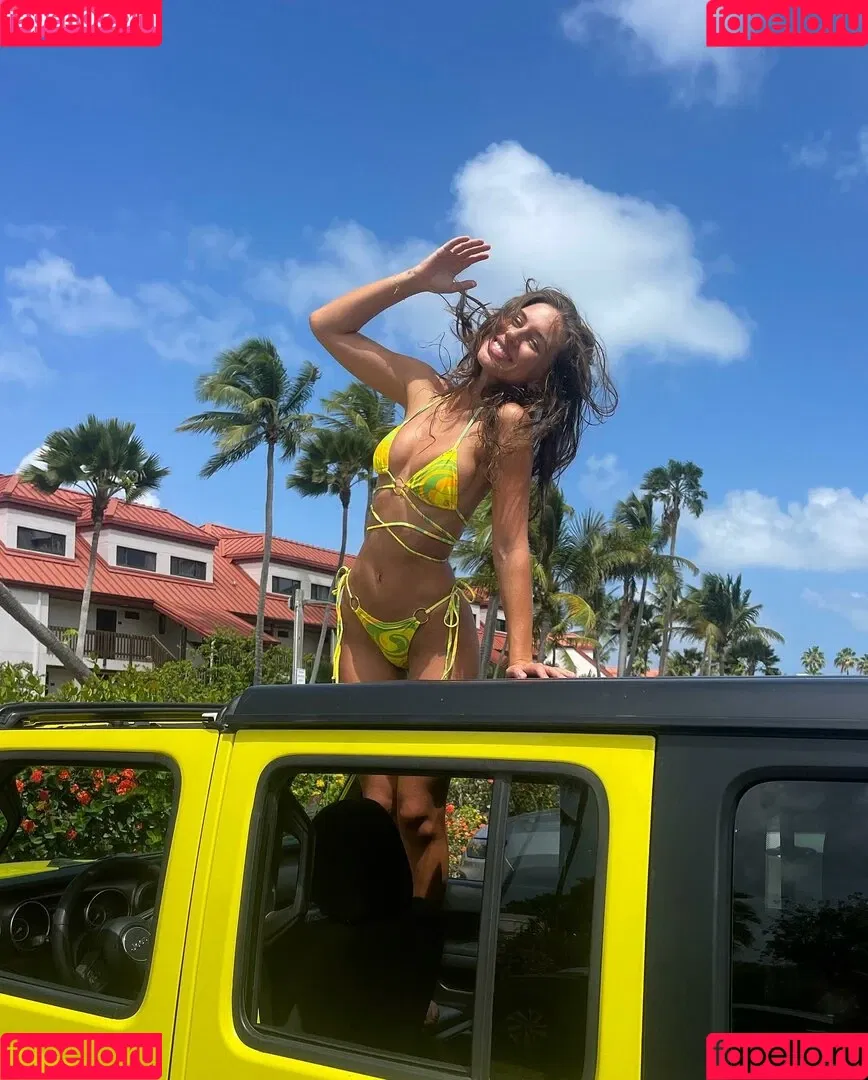 Brit Manuela / britmanuela Onlyfans Photo Gallery 