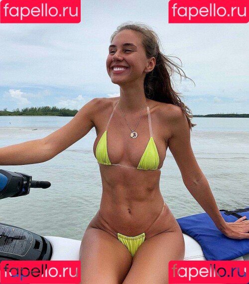 Brit Manuela / britmanuela Onlyfans Photo Gallery 