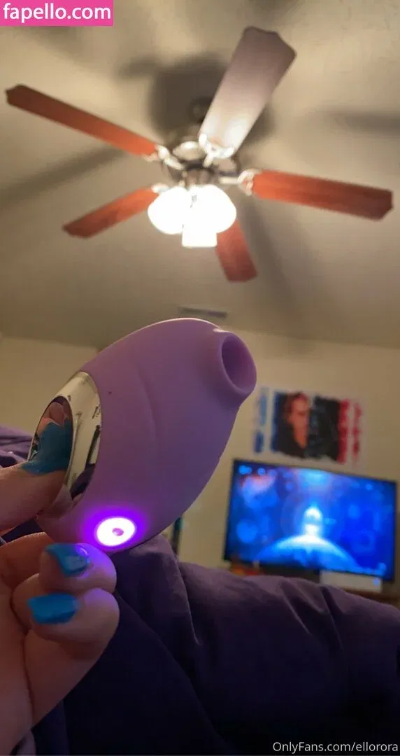 elloratorchia / ellorora Onlyfans Photo Gallery 