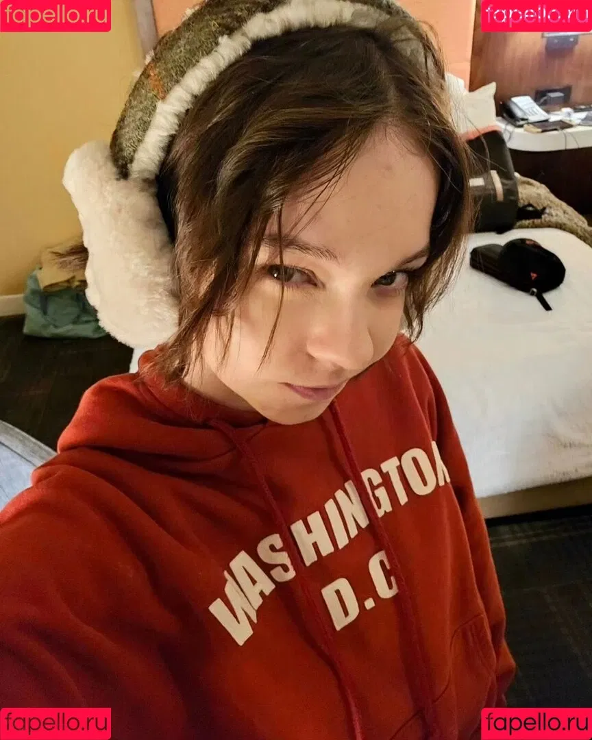 Emma Myers / ememyers / emma_myers Onlyfans Photo Gallery 