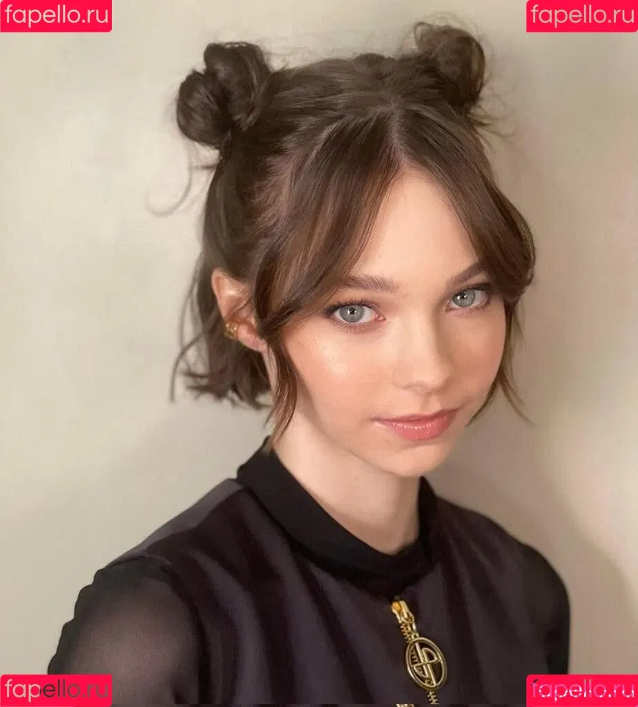 Emma Myers / ememyers / emma_myers Onlyfans Photo Gallery 