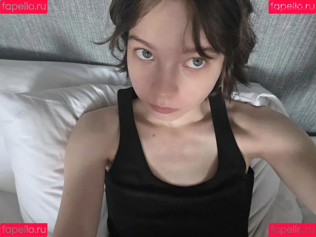 Emma Myers / ememyers / emma_myers Onlyfans Photo Gallery 