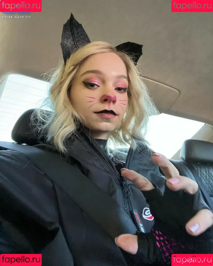 Emma Myers / ememyers / emma_myers Onlyfans Photo Gallery 