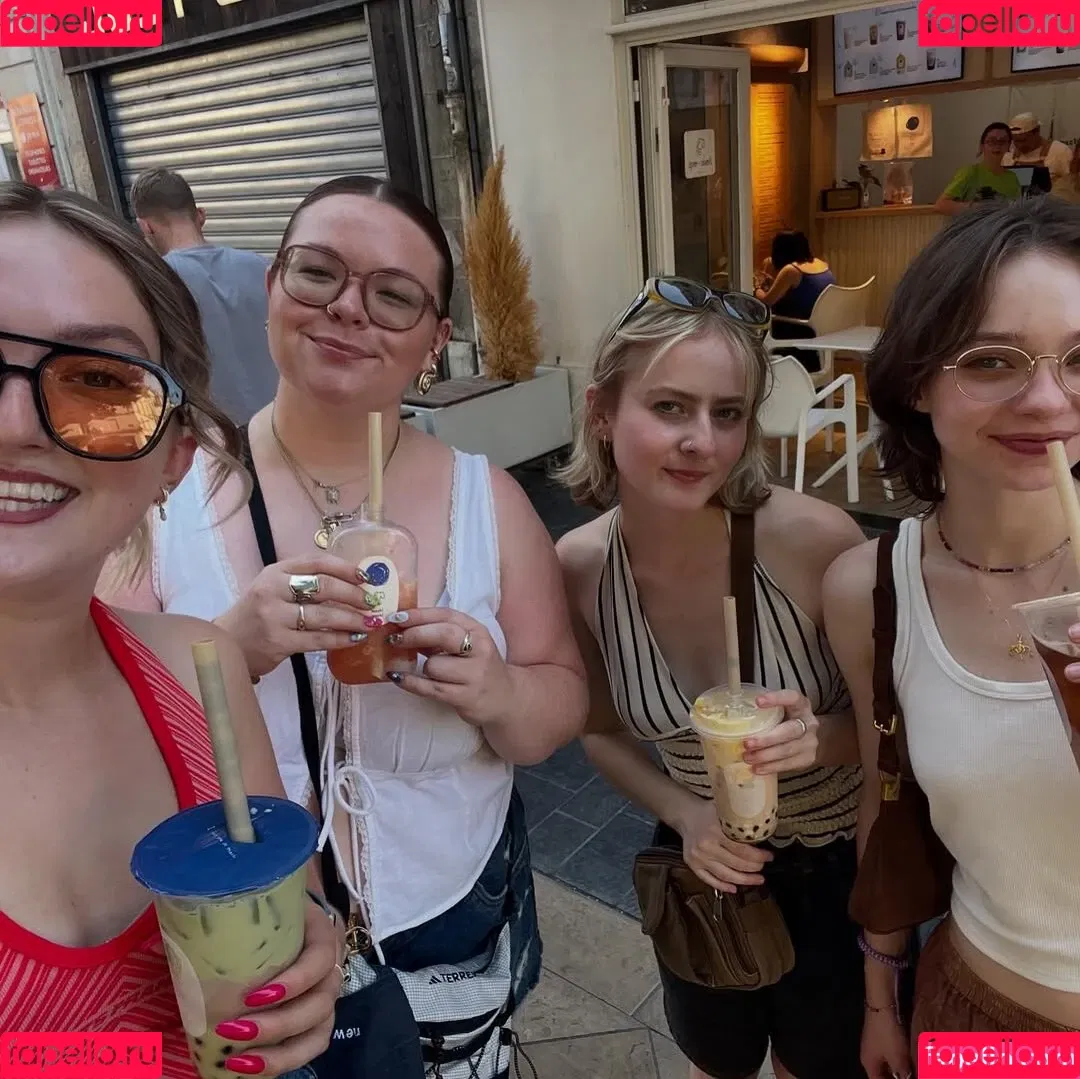 Emma Myers / ememyers / emma_myers Onlyfans Photo Gallery 