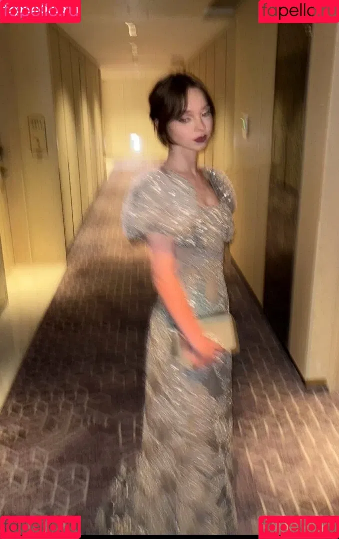 Emma Myers / ememyers / emma_myers Onlyfans Photo Gallery 