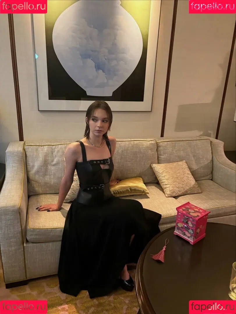 Emma Myers / ememyers / emma_myers Onlyfans Photo Gallery 