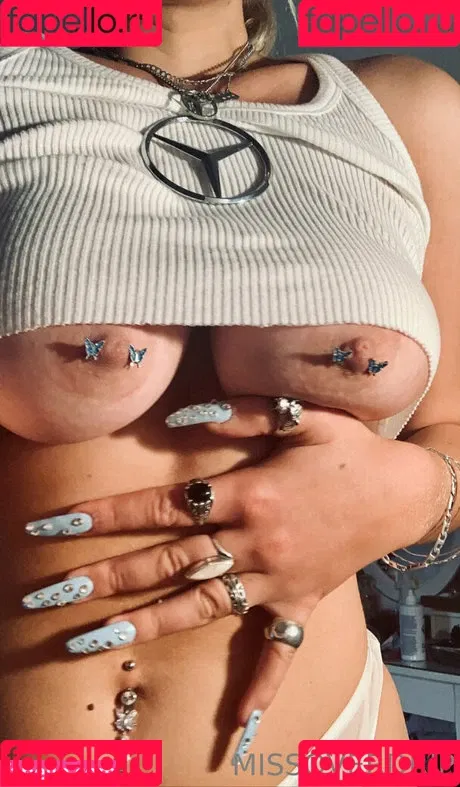 missoverdrip / missoverdrip_ / 𝕸𝖎𝖘𝖘 𝕺𝖛𝖊𝖗𝖉𝖗𝖎𝖕 Onlyfans Photo Gallery 