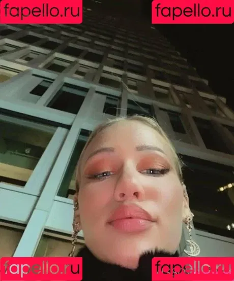 missoverdrip / missoverdrip_ / 𝕸𝖎𝖘𝖘 𝕺𝖛𝖊𝖗𝖉𝖗𝖎𝖕 Onlyfans Photo Gallery 