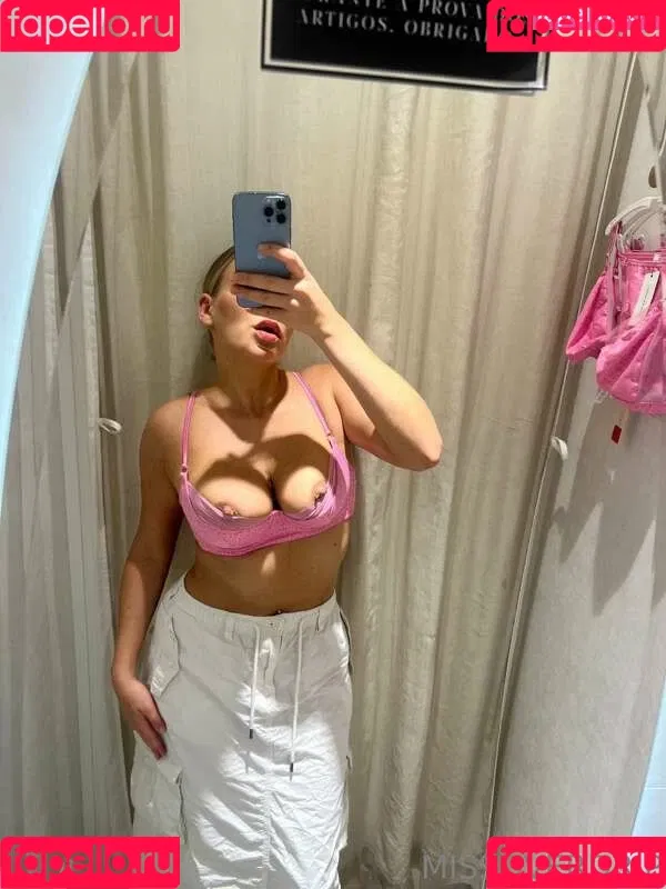 missoverdrip / missoverdrip_ / 𝕸𝖎𝖘𝖘 𝕺𝖛𝖊𝖗𝖉𝖗𝖎𝖕 Onlyfans Photo Gallery 