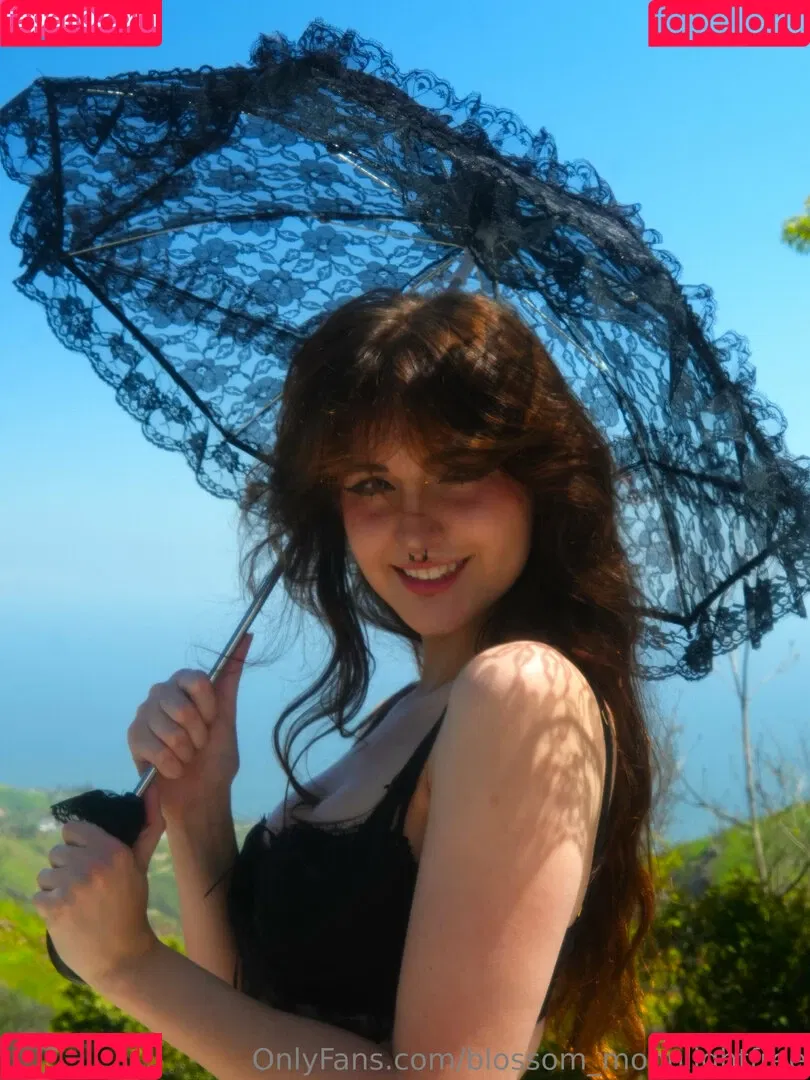 blossom_moonlight / blossom_moonlightfree Onlyfans Photo Gallery 