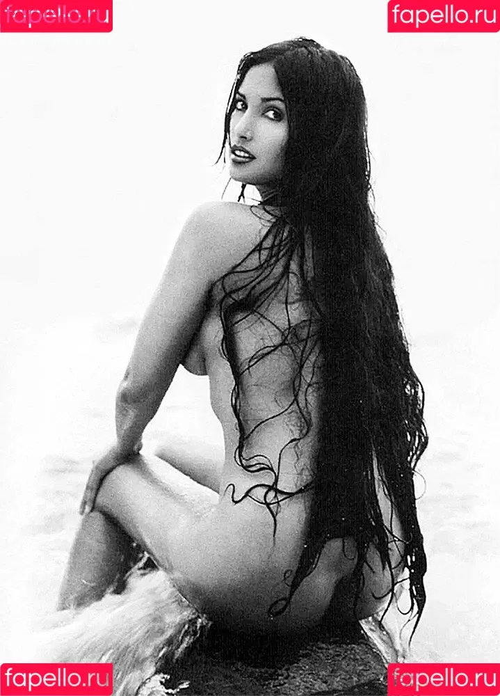 Padma Lakshmi / PadmaLakshmi Onlyfans Photo Gallery 