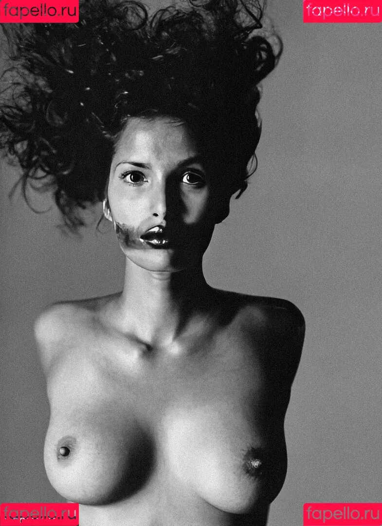 Padma Lakshmi / PadmaLakshmi Onlyfans Photo Gallery 