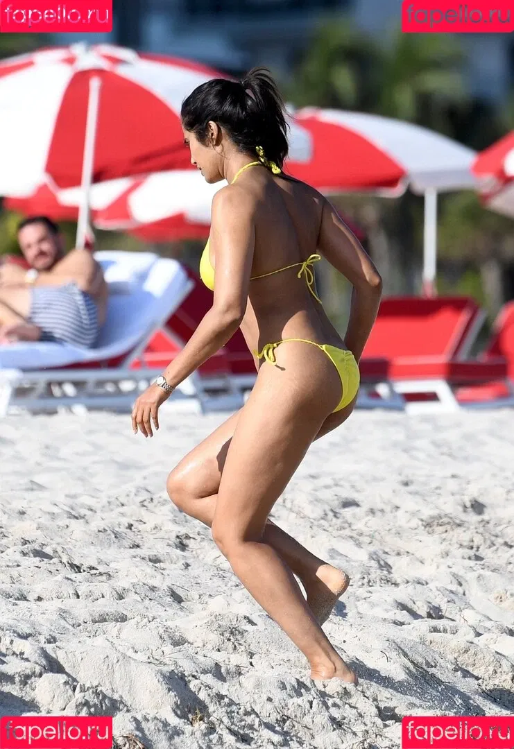 Padma Lakshmi / PadmaLakshmi Onlyfans Photo Gallery 
