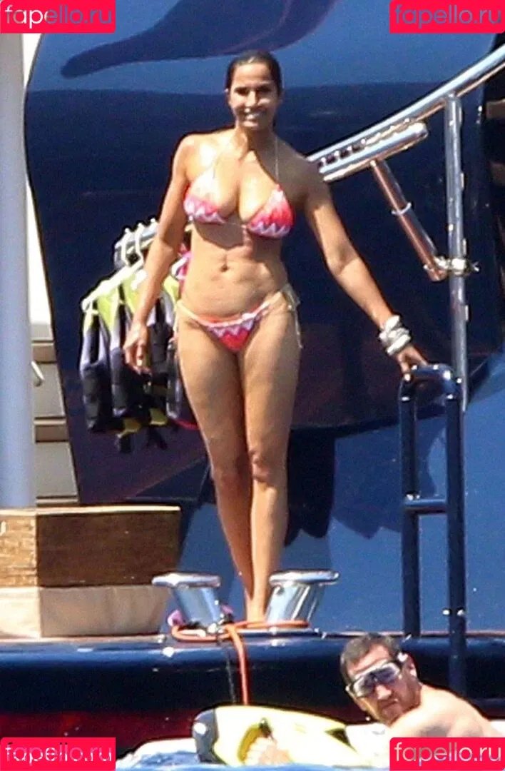 Padma Lakshmi / PadmaLakshmi Onlyfans Photo Gallery 