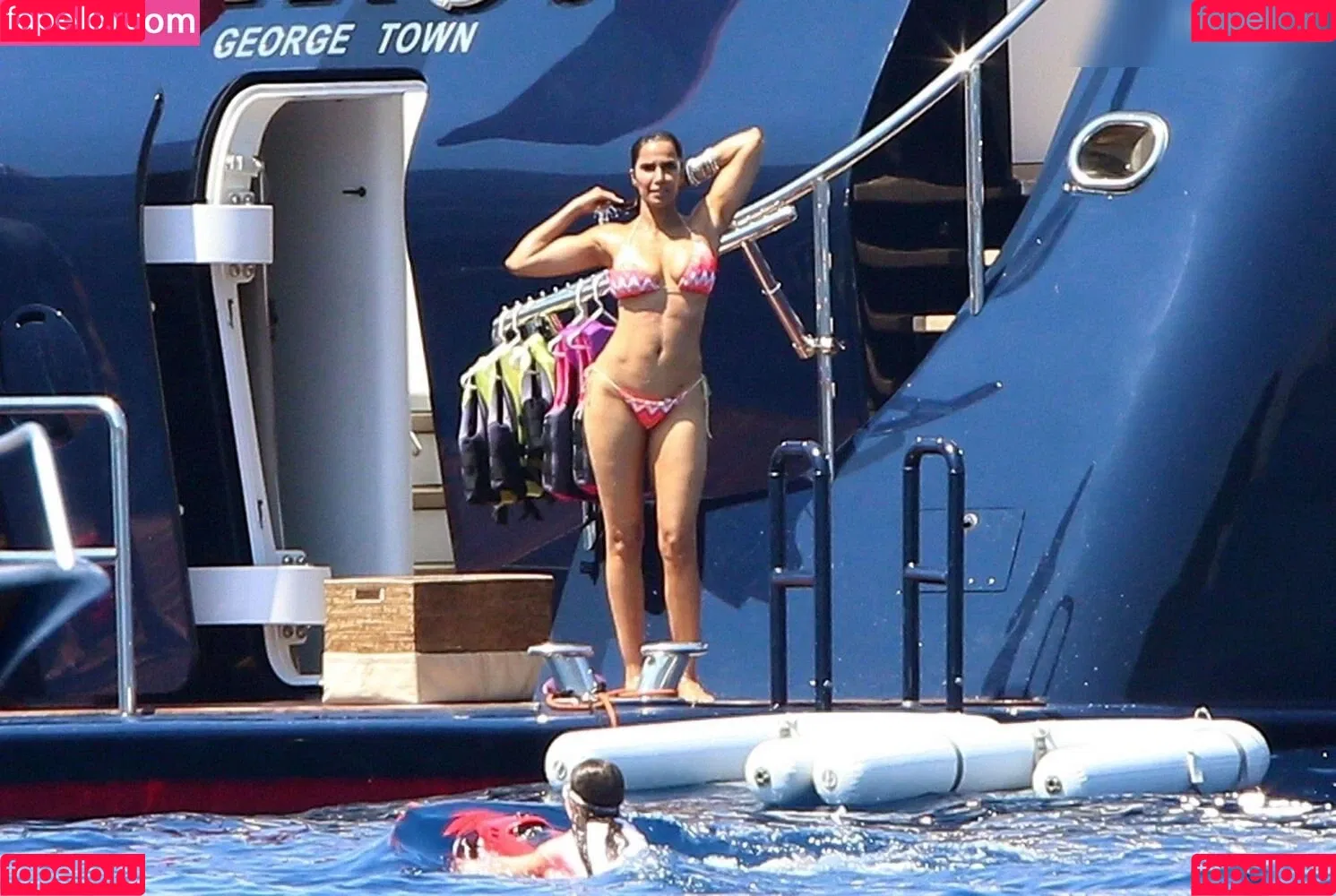 Padma Lakshmi / PadmaLakshmi Onlyfans Photo Gallery 