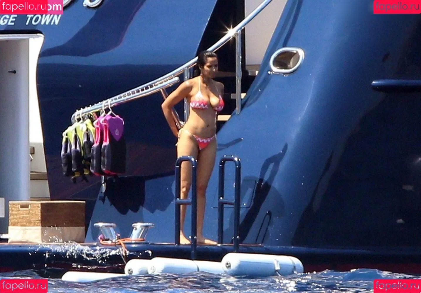 Padma Lakshmi / PadmaLakshmi Onlyfans Photo Gallery 