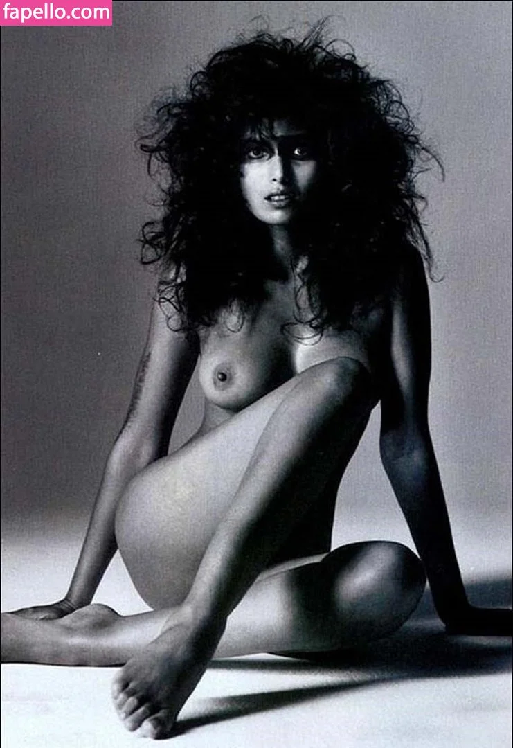 Padma Lakshmi / PadmaLakshmi Onlyfans Photo Gallery 