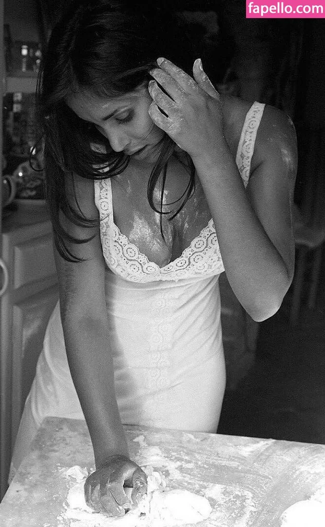 Padma Lakshmi / PadmaLakshmi Onlyfans Photo Gallery 