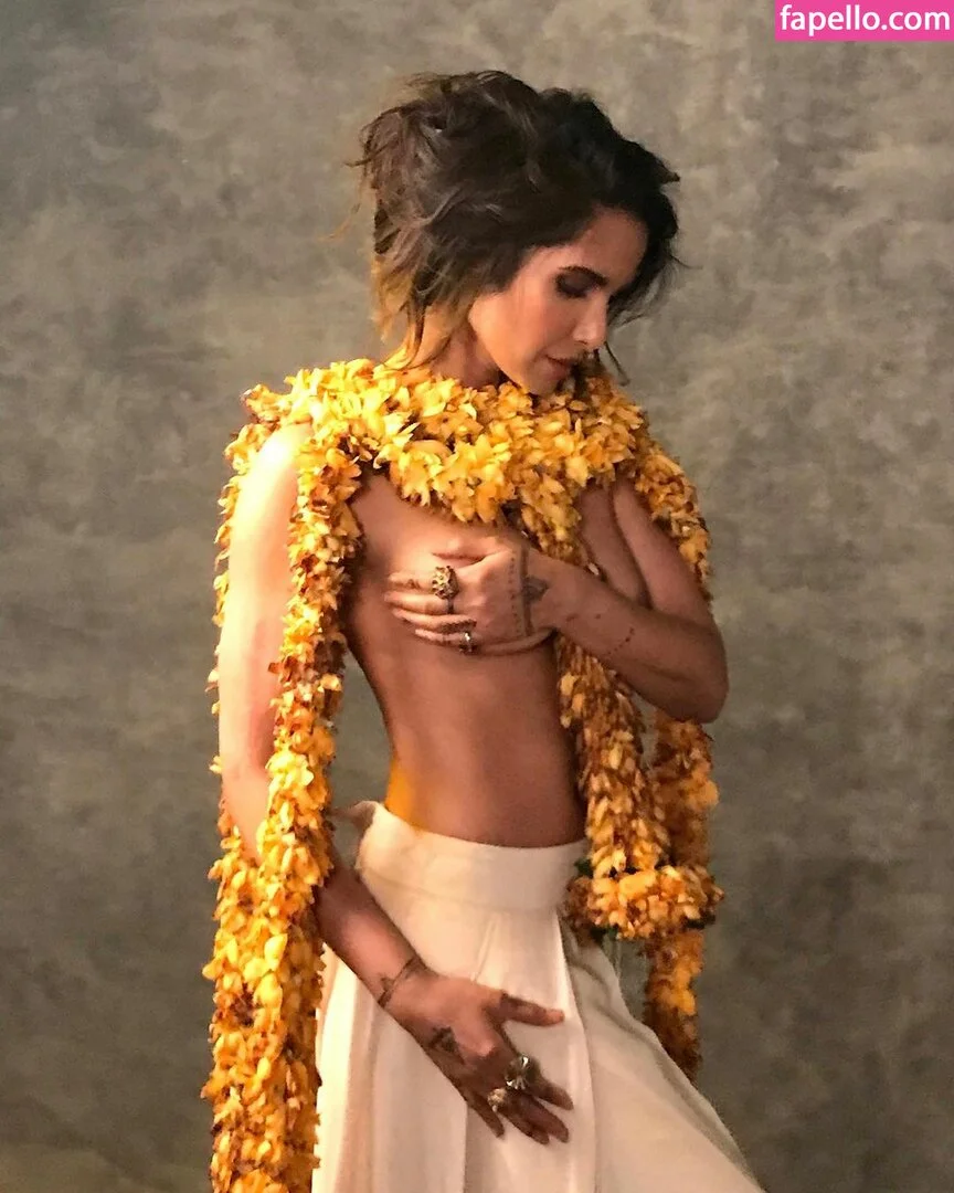 Padma Lakshmi / PadmaLakshmi Onlyfans Photo Gallery 