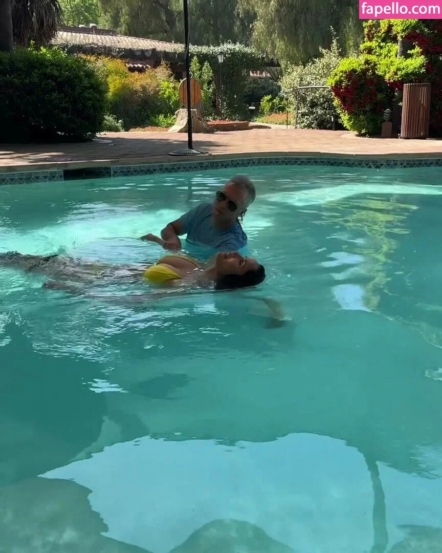 Padma Lakshmi / PadmaLakshmi Onlyfans Photo Gallery 