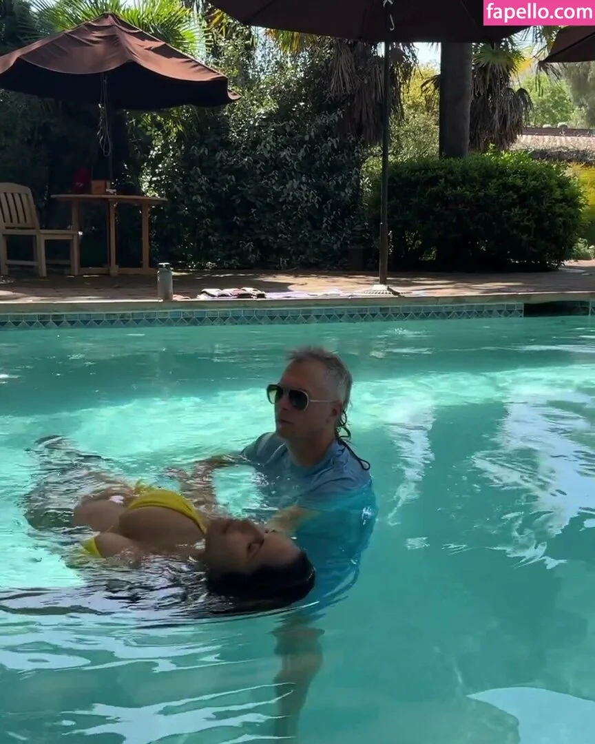 Padma Lakshmi / PadmaLakshmi Onlyfans Photo Gallery 