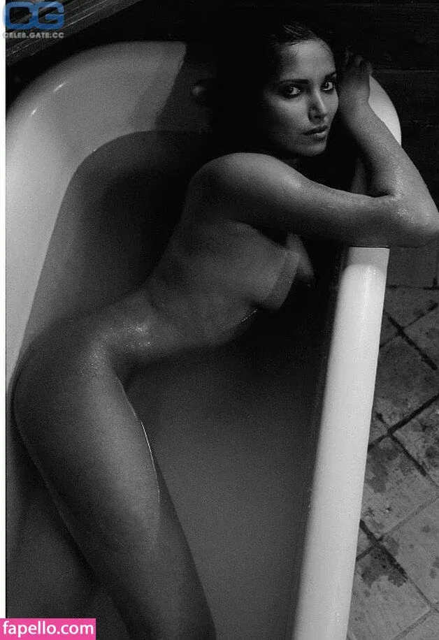 Padma Lakshmi / PadmaLakshmi Onlyfans Photo Gallery 