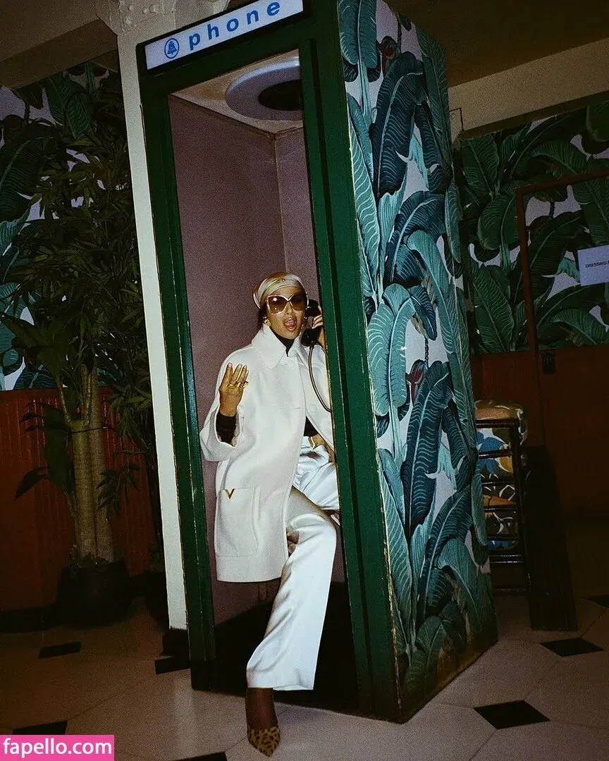 Padma Lakshmi / PadmaLakshmi Onlyfans Photo Gallery 