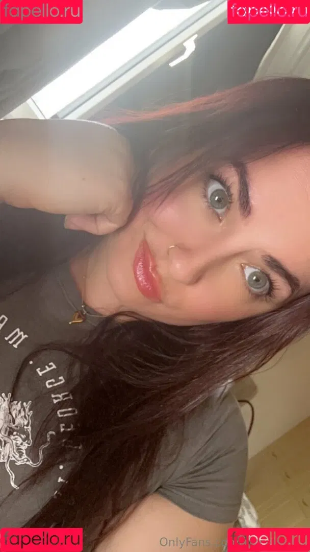 viceypops / viceypopsx Onlyfans Photo Gallery 