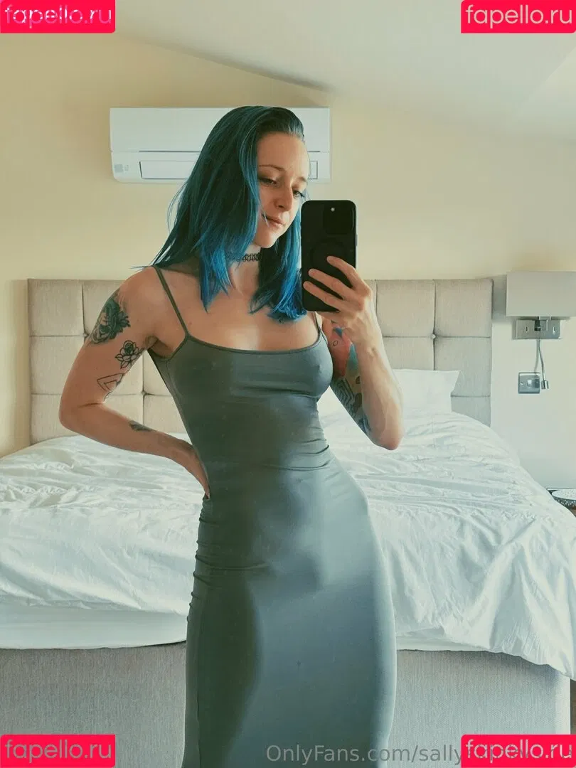 salikinsidek_official / sallyskinkyside Onlyfans Photo Gallery 