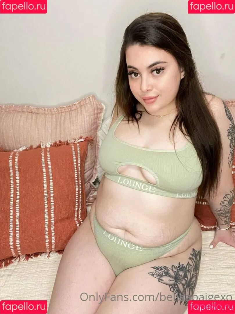 bellaapaigexo / bellapaigexx Onlyfans Photo Gallery 