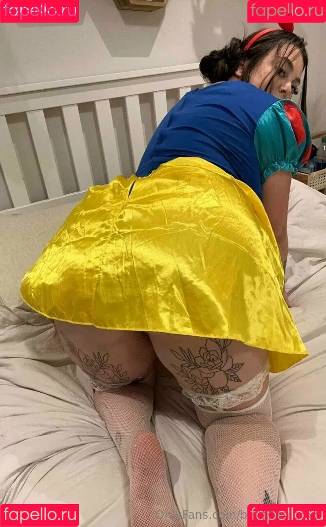 bellaapaigexo / bellapaigexx Onlyfans Photo Gallery 