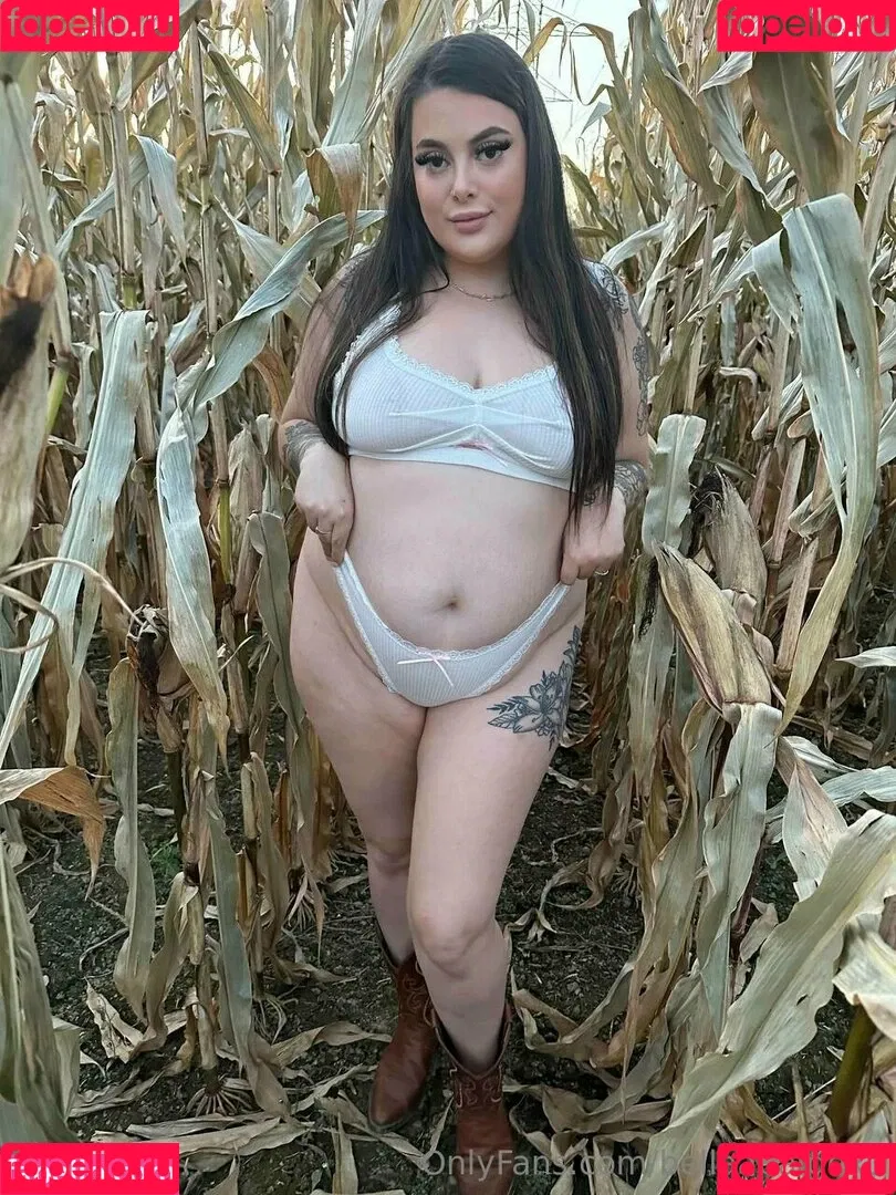 bellaapaigexo / bellapaigexx Onlyfans Photo Gallery 