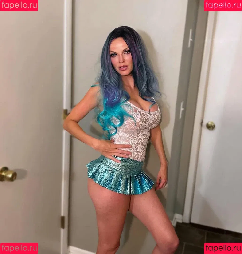 Blonde Goddess / blondegoddess216 / blondegoddess5 Onlyfans Photo Gallery 