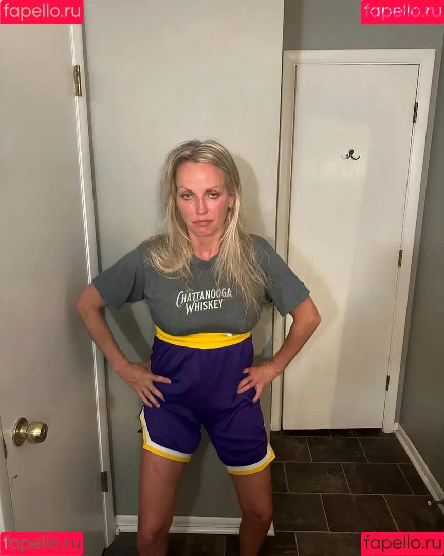 Blonde Goddess / blondegoddess216 / blondegoddess5 Onlyfans Photo Gallery 