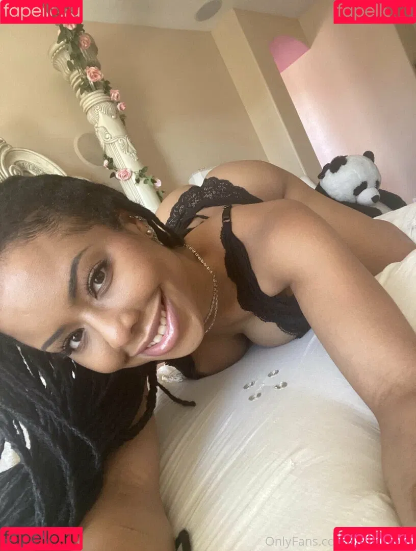 Kira Noir / thekiranoir / thekiranoirgram Onlyfans Photo Gallery 