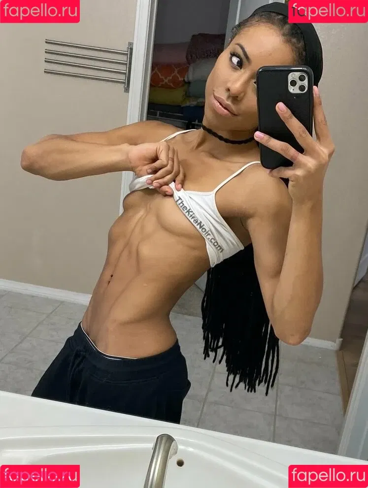 Kira Noir / thekiranoir / thekiranoirgram Onlyfans Photo Gallery 