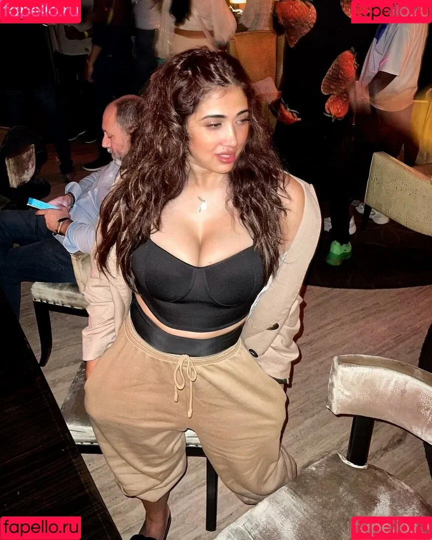 Ruchiraj / roweinawitch / ruchirajofficial Onlyfans Photo Gallery 
