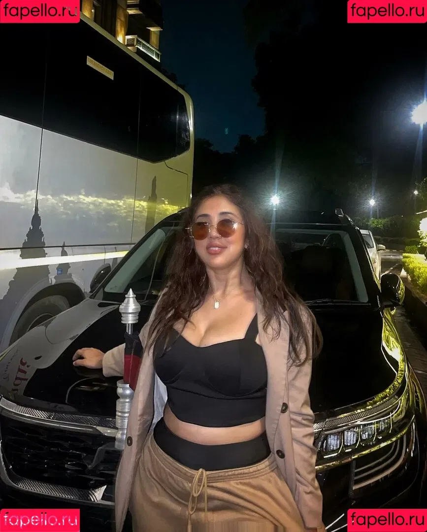 Ruchiraj / roweinawitch / ruchirajofficial Onlyfans Photo Gallery 