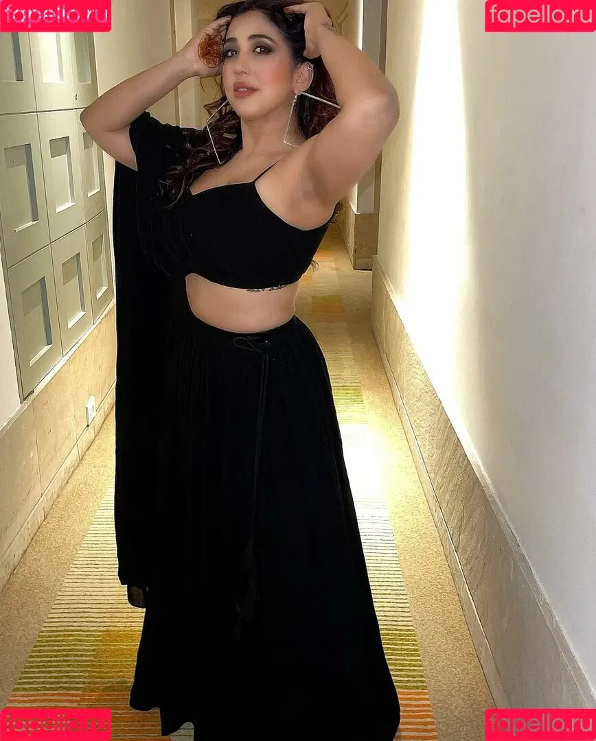 Ruchiraj / roweinawitch / ruchirajofficial Onlyfans Photo Gallery 
