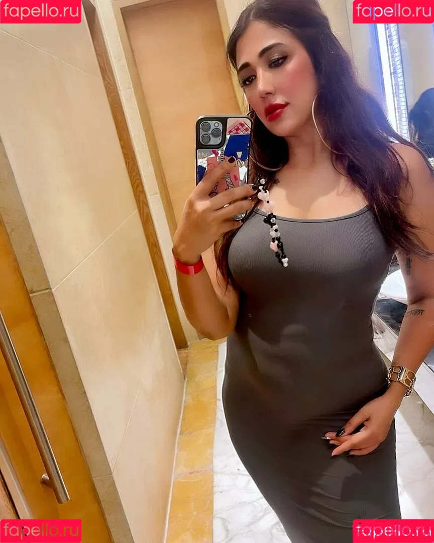 Ruchiraj / roweinawitch / ruchirajofficial Onlyfans Photo Gallery 