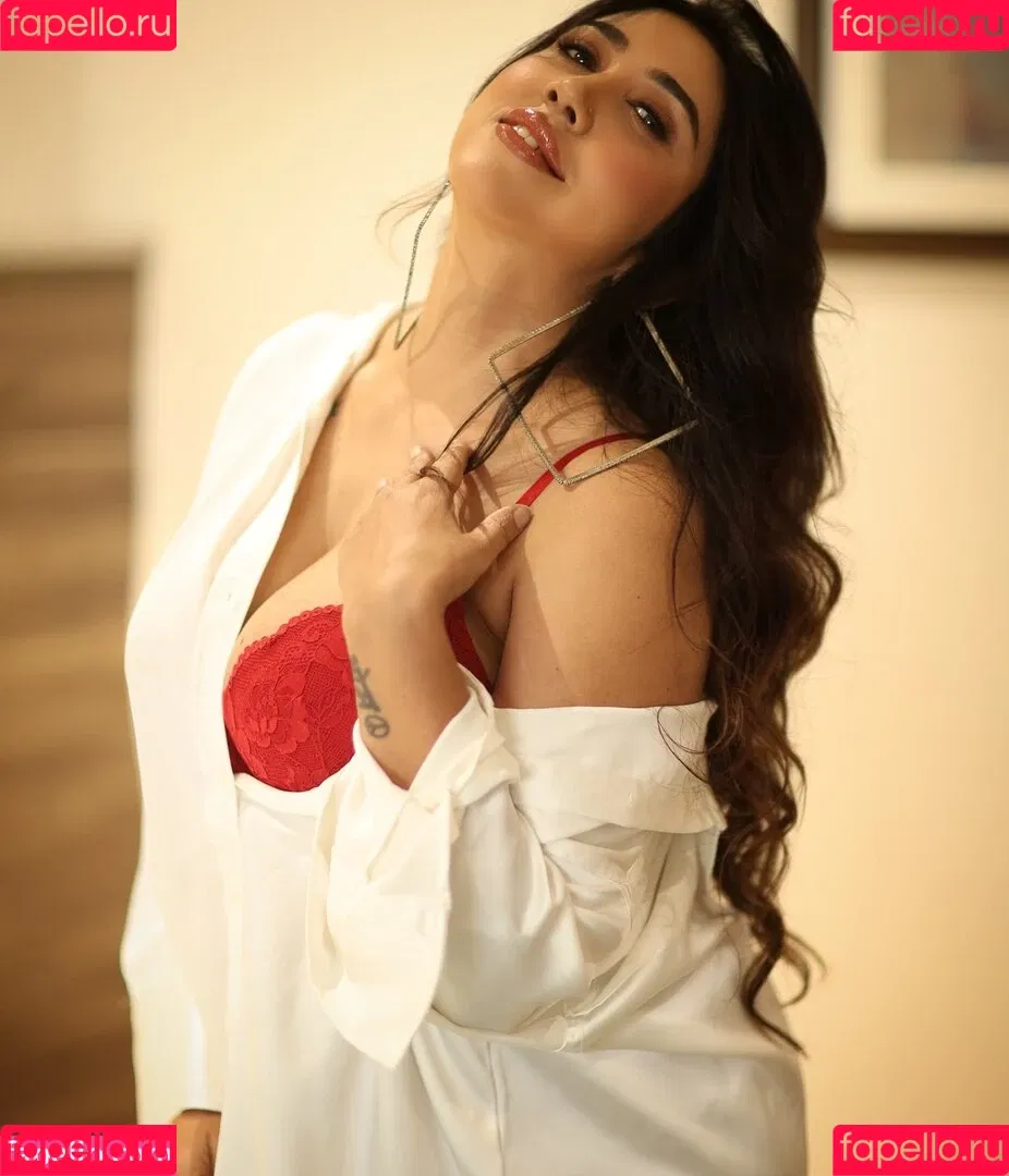 Ruchiraj / roweinawitch / ruchirajofficial Onlyfans Photo Gallery 