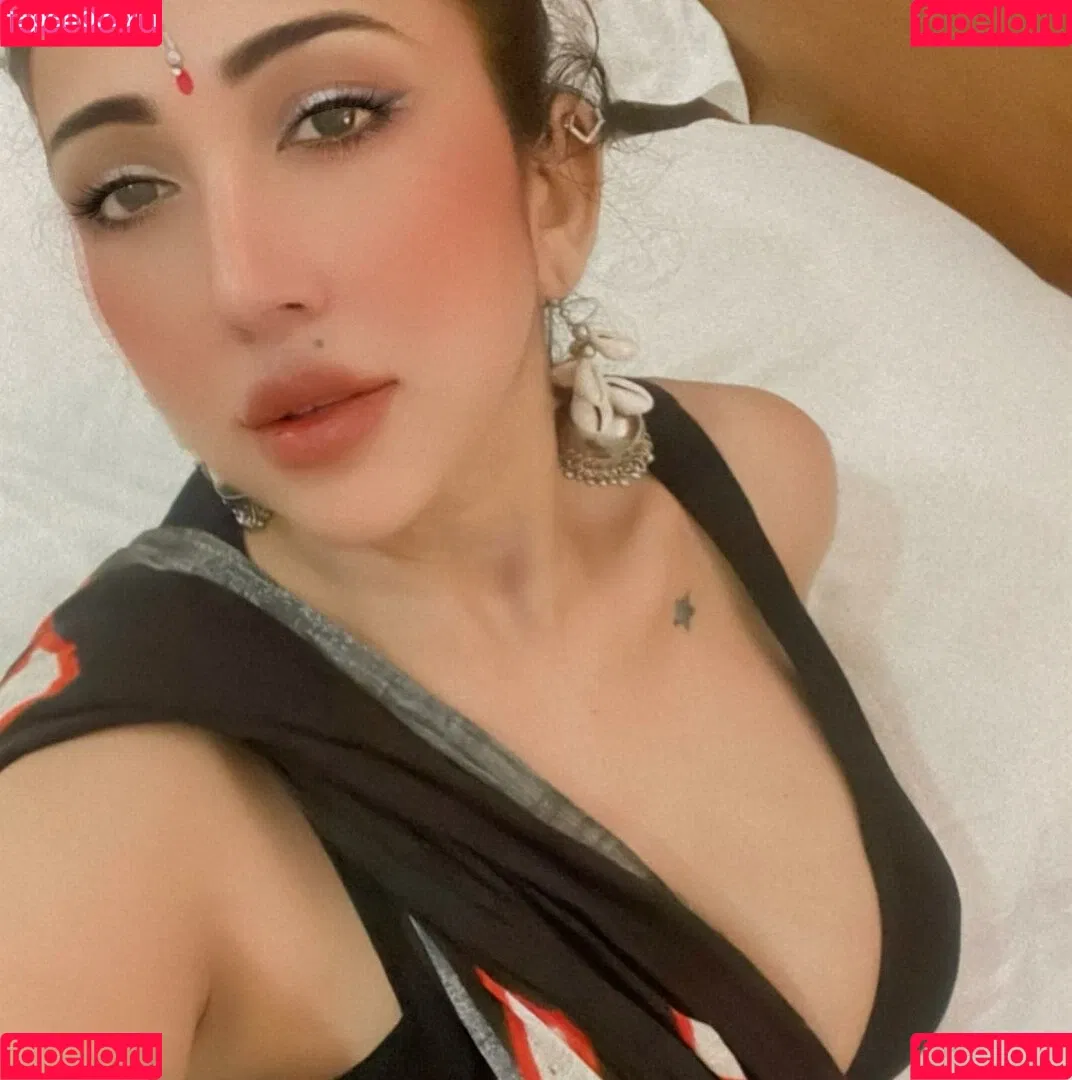 Ruchiraj / roweinawitch / ruchirajofficial Onlyfans Photo Gallery 