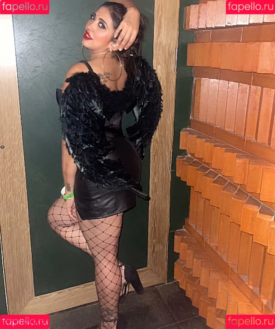 Ruchiraj / roweinawitch / ruchirajofficial Onlyfans Photo Gallery 