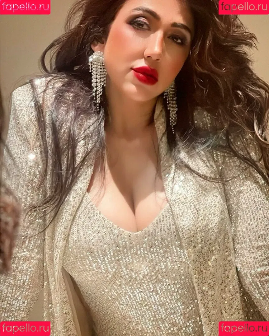 Ruchiraj / roweinawitch / ruchirajofficial Onlyfans Photo Gallery 